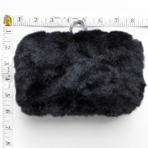 RARE JNB Diamond Ring Knuckle Faux Fur Clutch - Picture 7 of 7